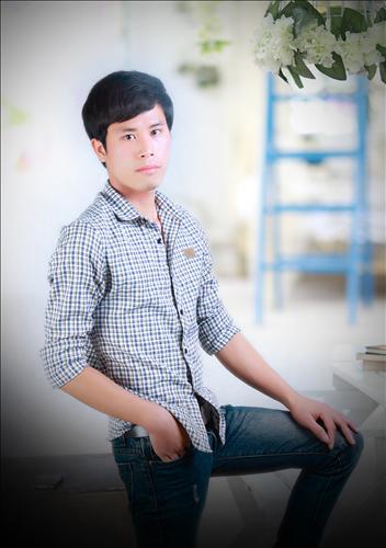 hẹn hò - Ngoan Từ Bé-Male -Age:26 - Single-Vĩnh Phúc-Lover - Best dating website, dating with vietnamese person, finding girlfriend, boyfriend.