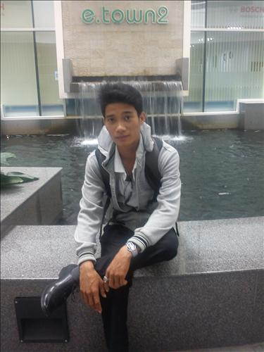 le anh tuan