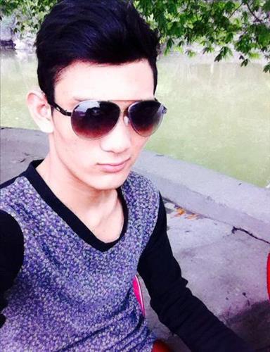 hẹn hò - Vi Tiểu Bảo-Male -Age:24 - Single-Hà Tĩnh-Friend - Best dating website, dating with vietnamese person, finding girlfriend, boyfriend.