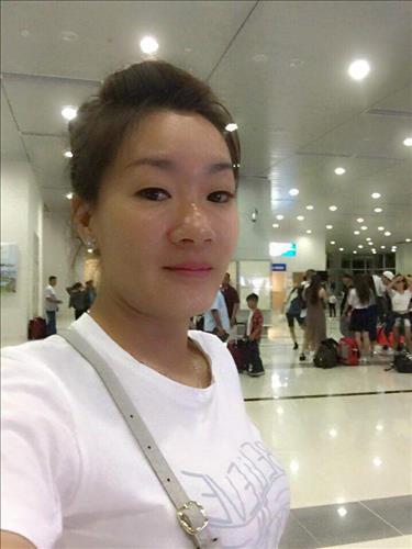 HUYỀN VY