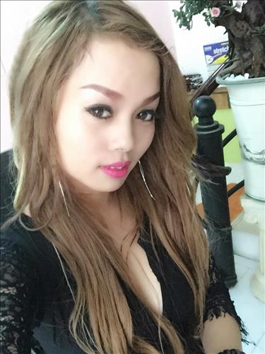 Tina Nguyen