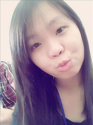 Con Bé Ngốc