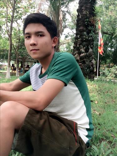 hẹn hò - Trần Hùng-Male -Age:22 - Single-Đồng Nai-Lover - Best dating website, dating with vietnamese person, finding girlfriend, boyfriend.