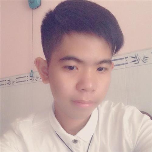 Trung Hậu