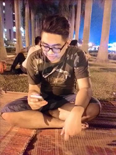 hẹn hò - Đặng Trung-Male -Age:22 - Single-Quảng Ninh-Short Term - Best dating website, dating with vietnamese person, finding girlfriend, boyfriend.