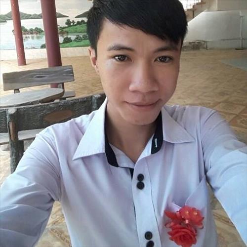 Hoàng Hiếu