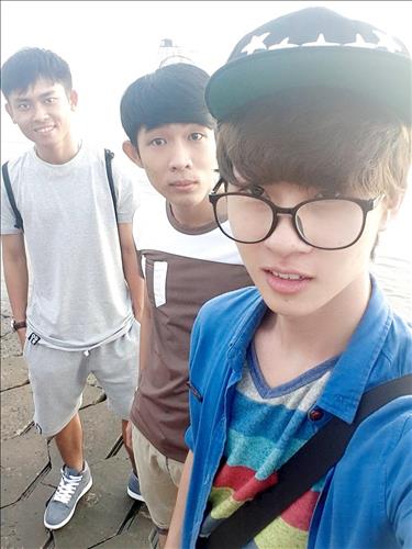 hẹn hò - Thịnh-Male -Age:20 - Single-Tiền Giang-Confidential Friend - Best dating website, dating with vietnamese person, finding girlfriend, boyfriend.