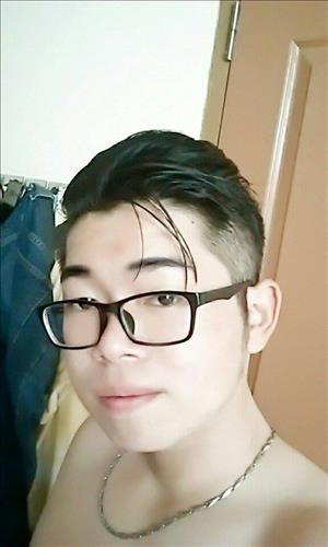 hẹn hò - Nhieu Phi Long-Male -Age:20 - Single-TP Hồ Chí Minh-Friend - Best dating website, dating with vietnamese person, finding girlfriend, boyfriend.