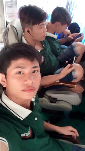 hẹn hò - Trần văn ái-Nam -Tuổi:22 - Độc thân--Người yêu lâu dài