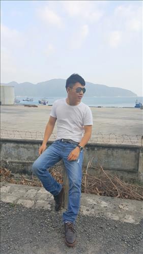 hẹn hò - vu quoc-Male -Age:25 - Single-Đăk Lăk-Lover - Best dating website, dating with vietnamese person, finding girlfriend, boyfriend.