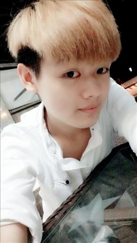 hẹn hò - Hoàng Trọng-Male -Age:19 - Single-Đăk Nông-Lover - Best dating website, dating with vietnamese person, finding girlfriend, boyfriend.