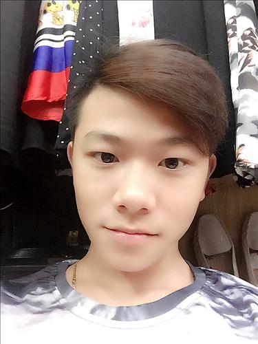 hẹn hò - Tùng Lâm-Male -Age:17 - Single-Hải Phòng-Lover - Best dating website, dating with vietnamese person, finding girlfriend, boyfriend.