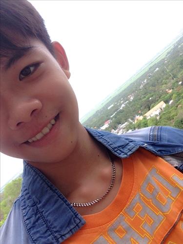 hẹn hò - Lê Quốc Đạt-Gay -Age:16 - Single-Kiên Giang-Confidential Friend - Best dating website, dating with vietnamese person, finding girlfriend, boyfriend.