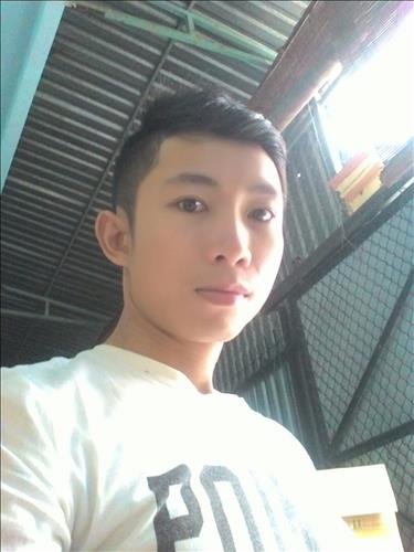 Khắc Quỳnh 