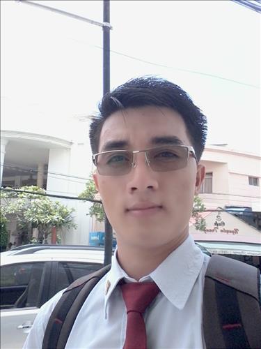 hẹn hò - Duy Quang-Male -Age:25 - Single--Lover - Best dating website, dating with vietnamese person, finding girlfriend, boyfriend.