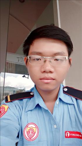 Tỷ