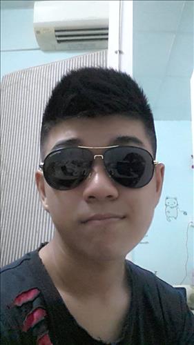 Tiền Nguyễn