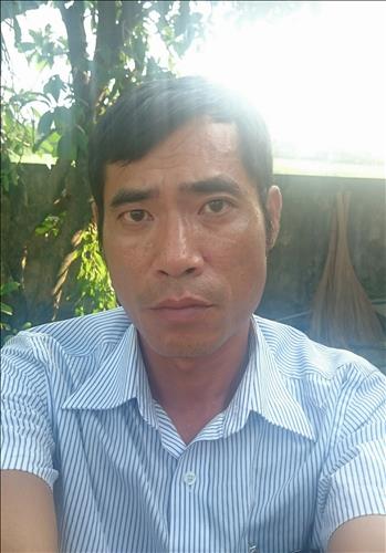 Trần Hưng 