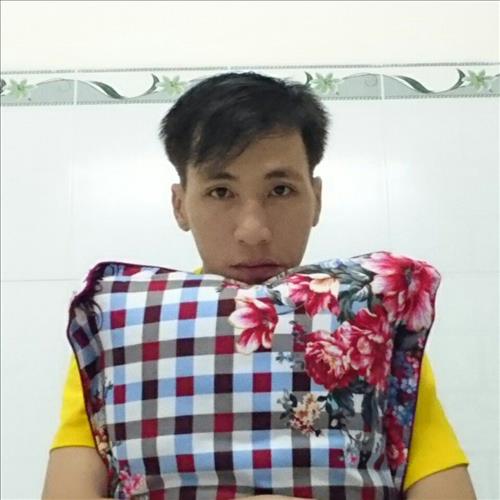Ánh Nguyễn 