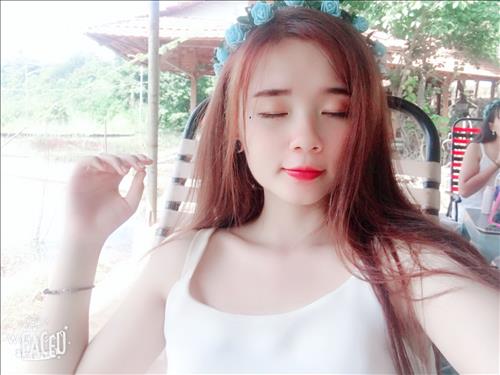 Hồng Nhung