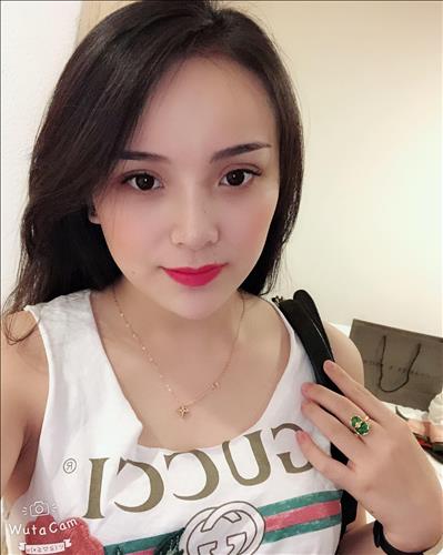 hẹn hò - Linh Nhi-Nữ -Tuổi:25 - Độc thân-TP Hồ Chí Minh-Tìm bạn bè mới
