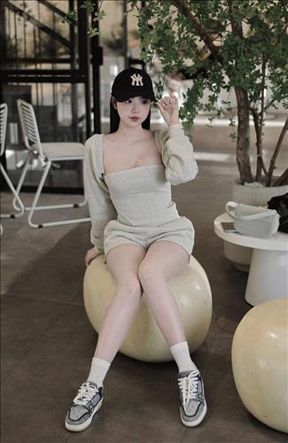 hẹn hò - Bảo trâm-Lady -Age:22 - Single-Hà Nội-Short Term - Best dating website, dating with vietnamese person, finding girlfriend, boyfriend.