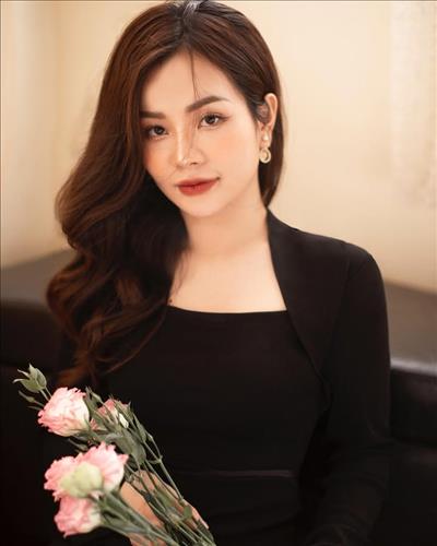 Thắm 