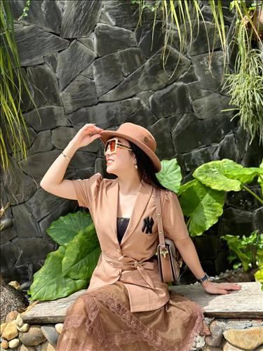 hẹn hò - Dương Thùy Linh -Nữ -Tuổi:29 - Độc thân-TP Hồ Chí Minh-Người yêu lâu dài