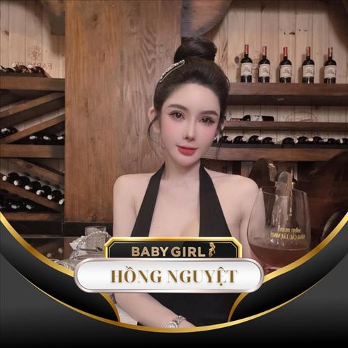 Hồng Nguyệt 