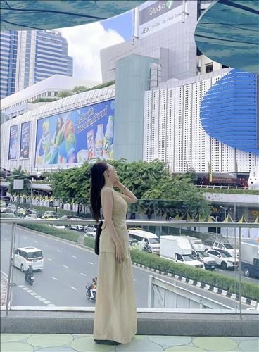 Hồng Hạnh