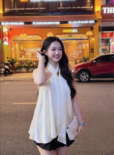 Yến Nhii 