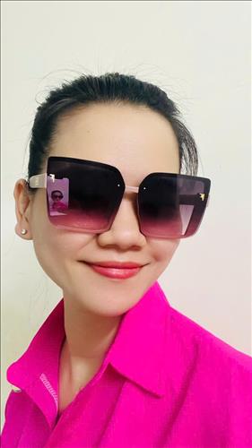 HOANG YEN