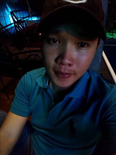 khuyết
