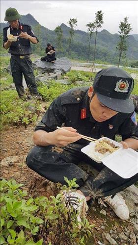 Chúng tôi là chiến sĩ