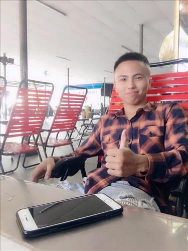 hẹn hò - OneOne98-Male -Age:21 - Single-Hà Nội-Friend - Best dating website, dating with vietnamese person, finding girlfriend, boyfriend.