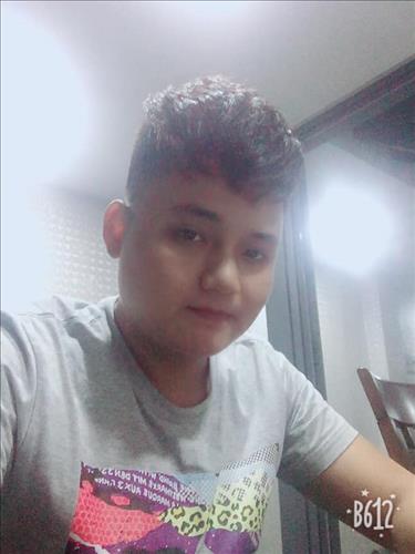 hẹn hò - HùNg-Male -Age:24 - Single-TP Hồ Chí Minh-Confidential Friend - Best dating website, dating with vietnamese person, finding girlfriend, boyfriend.