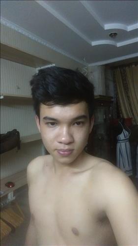 hẹn hò - Tìm Chị Nuôi-Male -Age:24 - Single-TP Hồ Chí Minh-Friend - Best dating website, dating with vietnamese person, finding girlfriend, boyfriend.