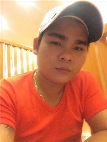 anhthechiyeuem_va_motvainguoinua
