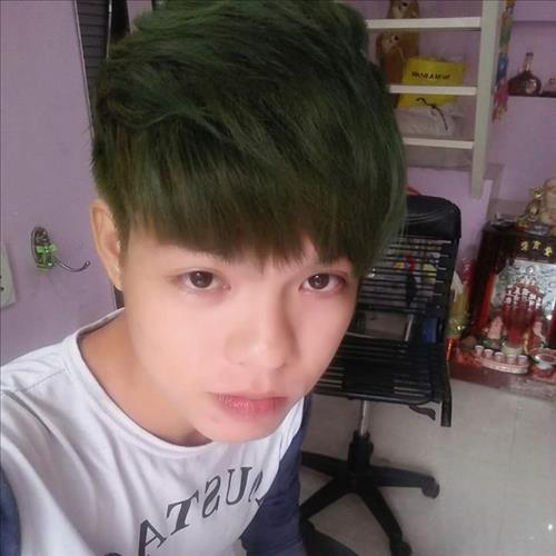 Chú bé ngốc nghếch