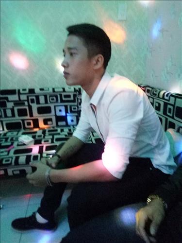 hẹn hò - chinh tran hung-Male -Age:26 - Single-TP Hồ Chí Minh-Lover - Best dating website, dating with vietnamese person, finding girlfriend, boyfriend.