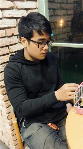hẹn hò - Đăng Hoàng-Nam -Tuổi:24 - Độc thân-TP Hồ Chí Minh-Người yêu lâu dài