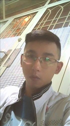 hẹn hò - Nguyễn Hữu Trọng Tín-Male -Age:26 - Single-TP Hồ Chí Minh-Friend - Best dating website, dating with vietnamese person, finding girlfriend, boyfriend.