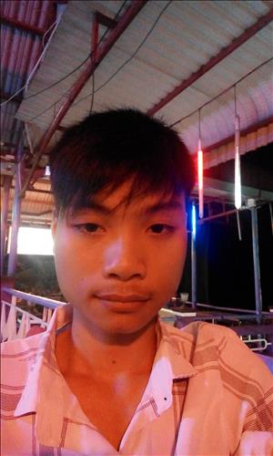 hẹn hò - Nguyễn Trọng Nhật-Male -Age:21 - Single-Hưng Yên-Lover - Best dating website, dating with vietnamese person, finding girlfriend, boyfriend.