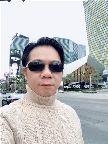 hẹn hò - Tom Phan USA. Thang 3 ve tham SG -Male -Age:41 - Single--Confidential Friend - Best dating website, dating with vietnamese person, finding girlfriend, boyfriend.