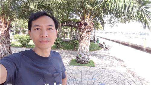 Hiền