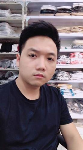 hẹn hò - Hung-Male -Age:26 - Single-Thừa Thiên-Huế-Lover - Best dating website, dating with vietnamese person, finding girlfriend, boyfriend.