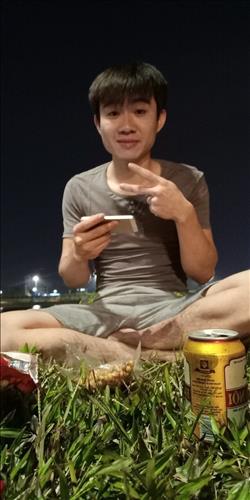 hẹn hò - ĐịnH BỏnG-Male -Age:25 - Single-Nghệ An-Lover - Best dating website, dating with vietnamese person, finding girlfriend, boyfriend.