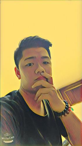 Hoàng Trần