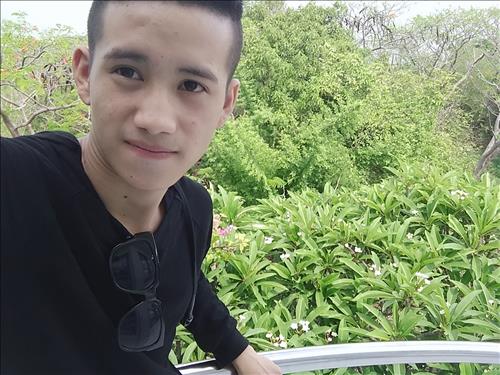 Văn Chung Phạm
