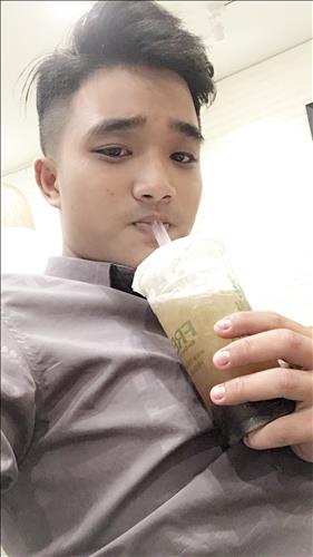 Trần Trung Khang